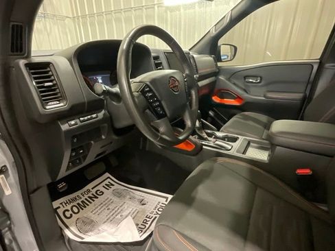 Used 2024 Nissan Frontier PRO-4X w/ Technology Package AWD/4WD image 9