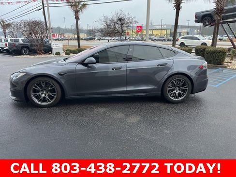 Used 2022 Tesla Model S image 30