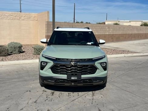 Used 2024 Chevrolet TrailBlazer ACTIV w/ Convenience Package image 3