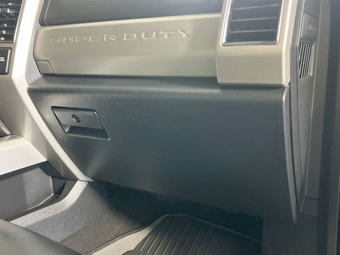 Used 2021 Ford F250 Lariat image 34