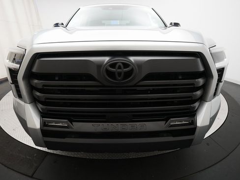 Used 2024 Toyota Tundra Limited image 21