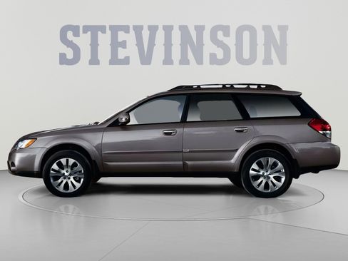 Used 2009 Subaru Outback 2.5i Special Edition AWD/4WD image 6