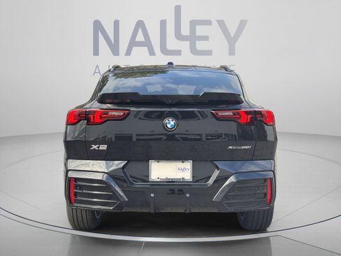 Used 2026 BMW X2 xDrive28i w/ Technology Package AWD/4WD image 4