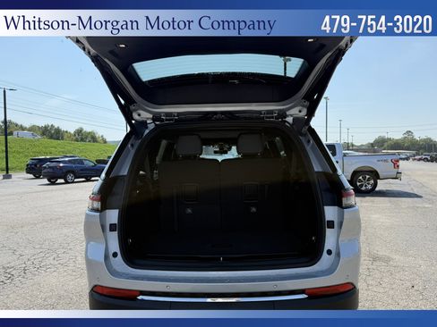 New 2025 Jeep Grand Cherokee L Limited w/ Luxury Tech Group II image 15