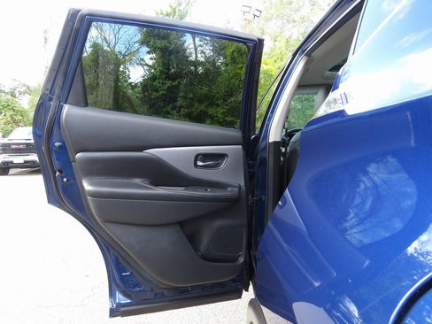 Used 2020 Nissan Murano SL w/ Moonroof Package image 19