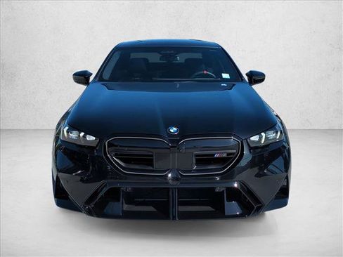 Used 2026 BMW M5 w/ Executive Package AWD/4WD image 2