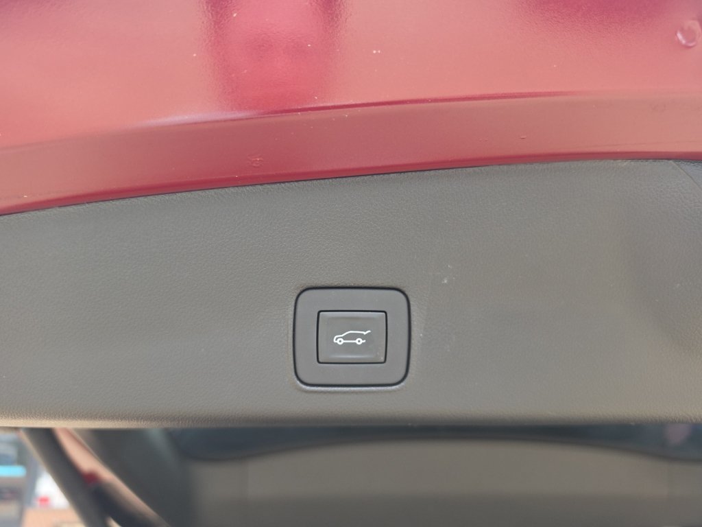 Used 2025 Chevrolet TrailBlazer RS w/ Convenience Package FWD image 26