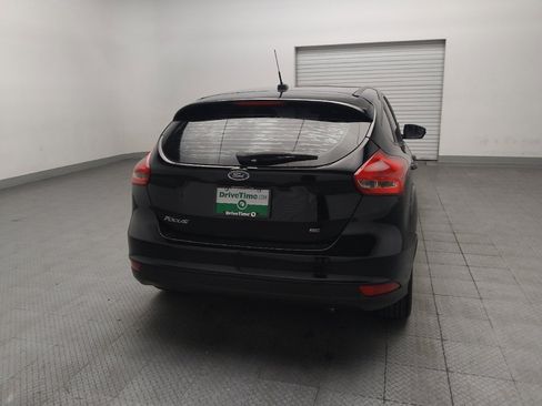 Used 2018 Ford Focus SE FWD image 7
