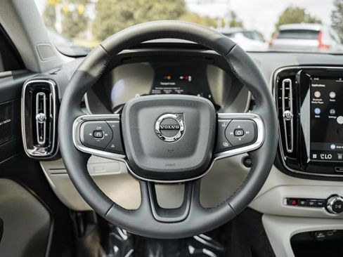 New 2026 Volvo XC40 B5 Ultra w/ Protection Package Premier AWD/4WD image 30