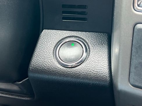 Used 2020 Ford Expedition XLT w/ Equipment Group 202A image 34