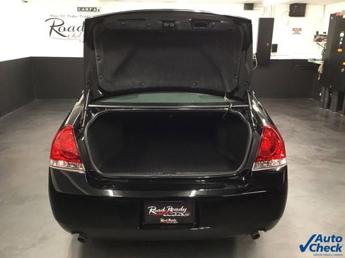 Used 2014 Chevrolet Impala LT w/ LT Sunroof Package image 12