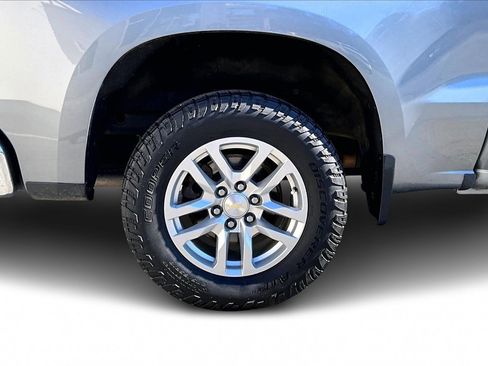 Used 2020 Chevrolet Silverado 1500 LT w/ All-Star Edition image 32