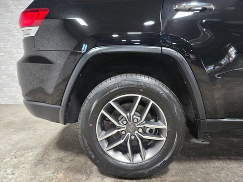 Used 2022 Jeep Grand Cherokee Limited AWD/4WD image 61