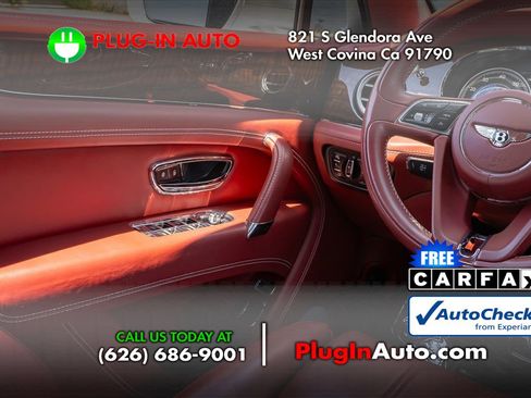Used 2018 Bentley Bentayga Mulliner AWD/4WD image 18