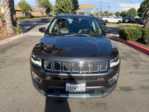 Used 2018 Jeep Compass Limited w/ Navigation Group AWD/4WD image 3