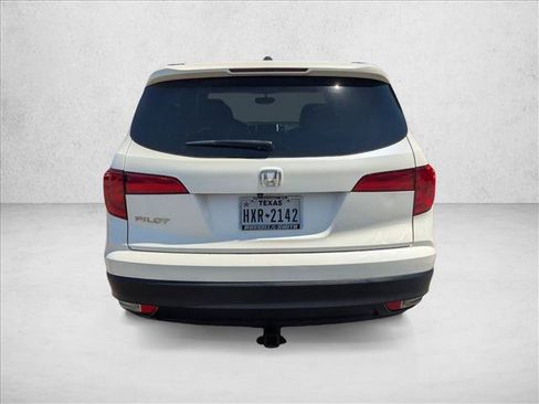 Used 2016 Honda Pilot EX image 6