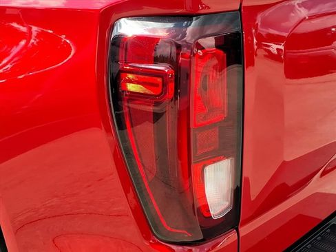 Used 2022 GMC Sierra 1500 Elevation AWD/4WD image 12