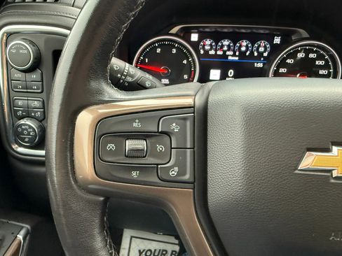 Used 2022 Chevrolet Silverado 2500 High Country w/ Z71 Off-Road Package image 27