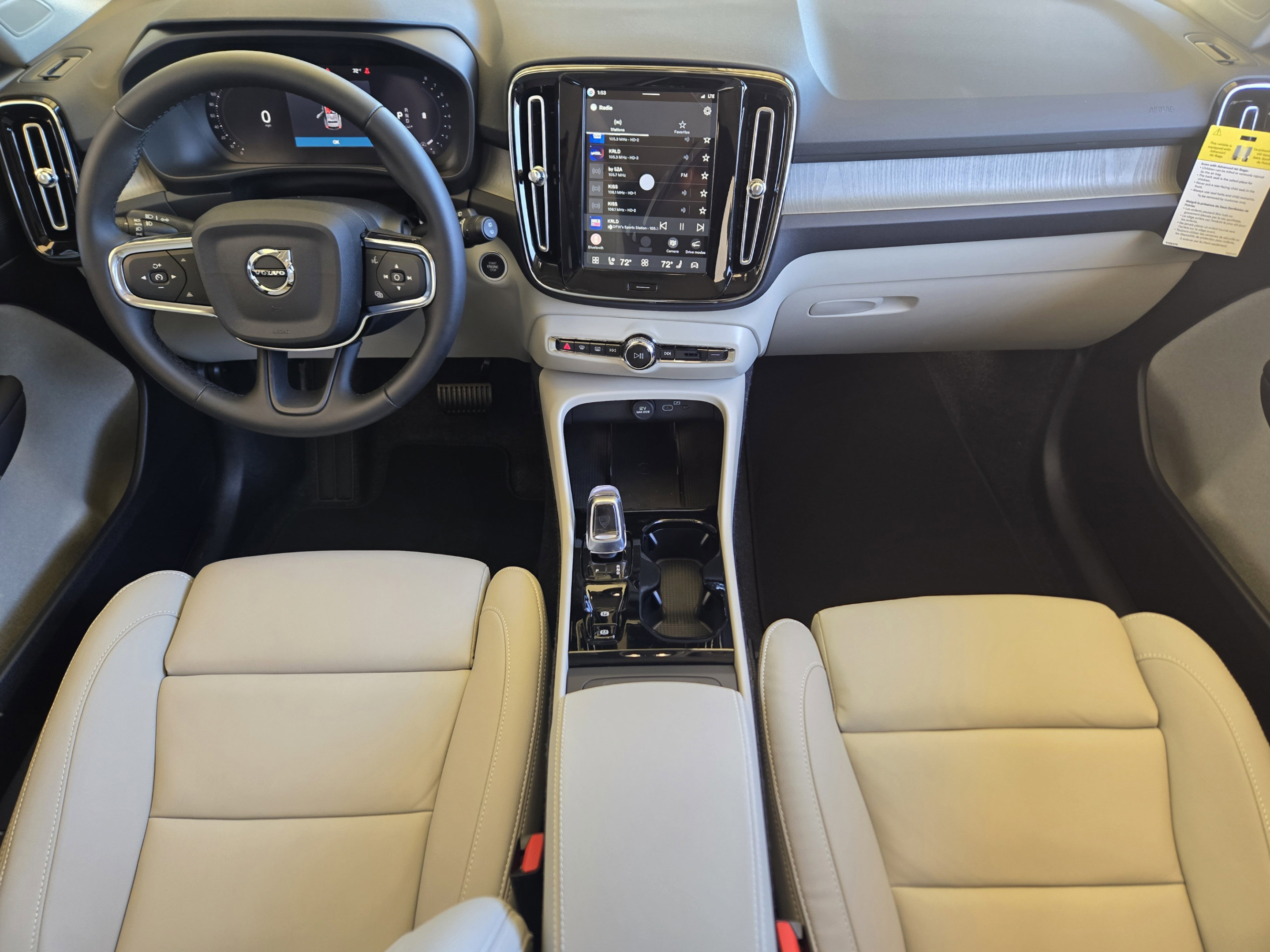 Used 2026 Volvo XC40 B5 Plus w/ Protection Package Premier AWD/4WD image 29