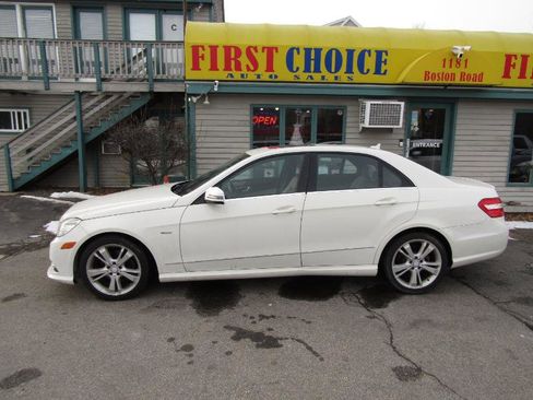 Used 2012 Mercedes-Benz E 350 E350 4MATIC Sedan w/ Premium 1 Pkg image 19