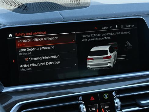 Certified 2023 BMW X5 xDrive40i w/ M Sport Package image 17