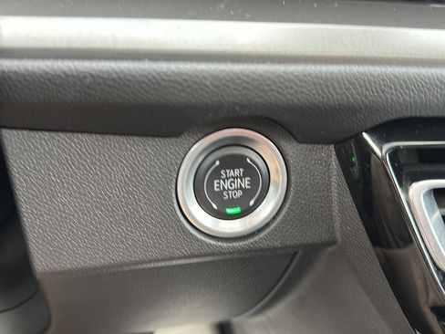 Certified 2024 Chevrolet Traverse LT w/ LPO, Floor Liner Package image 35