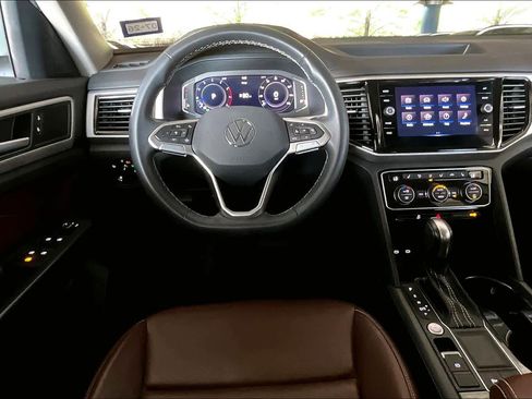 Used 2022 Volkswagen Atlas SE image 5