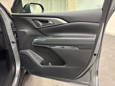 New 2026 Chevrolet Traverse LT w/ Sun and Wheel Package image 19