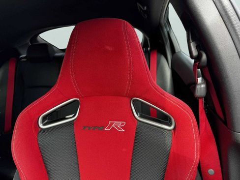 Used 2019 Honda Civic Type R image 27