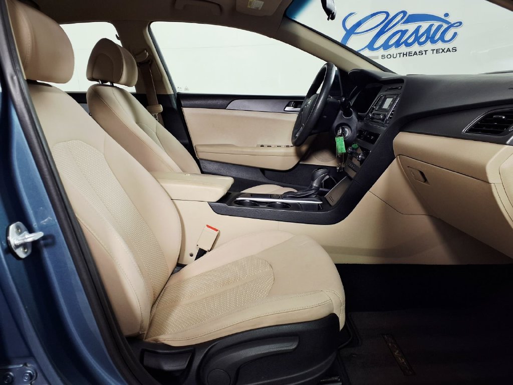 Used 2016 Hyundai Sonata SE FWD image 12
