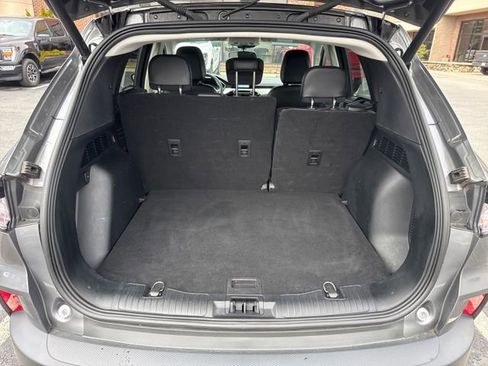 Certified 2022 Ford Escape SEL image 12