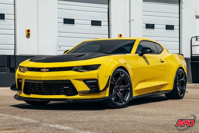 Used 2017 Chevrolet Camaro SS RWD image 44