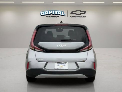 Used 2023 Kia Soul LX w/ Option Group 015 image 4