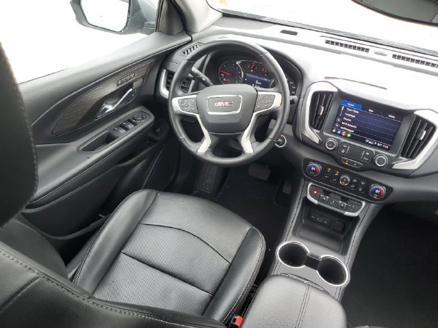 Used 2024 GMC Terrain SLT AWD/4WD image 14