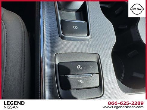 Used 2024 Ford Edge Titanium image 29