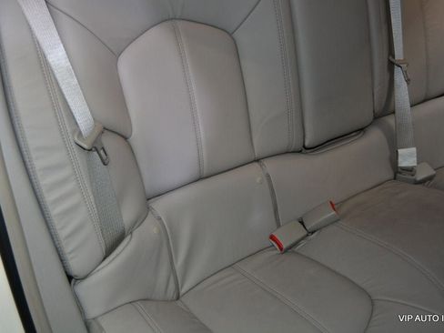 Used 2010 Cadillac CTS Wagon image 25