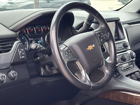 Used 2019 Chevrolet Tahoe LT image 10