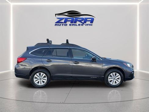 Used 2018 Subaru Outback 2.5i Premium AWD/4WD image 8