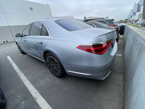Used 2023 Mercedes-Benz S 580e 4MATIC Sedan image 4