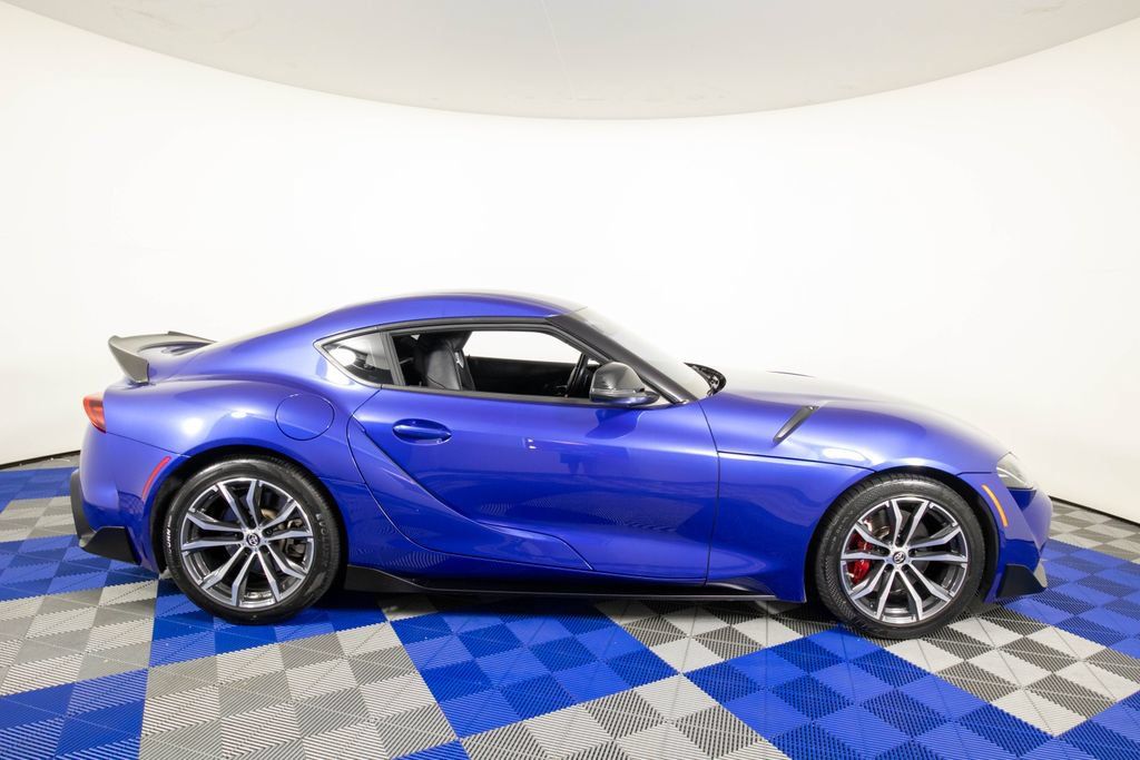 Used 2023 Toyota Supra RWD image 5