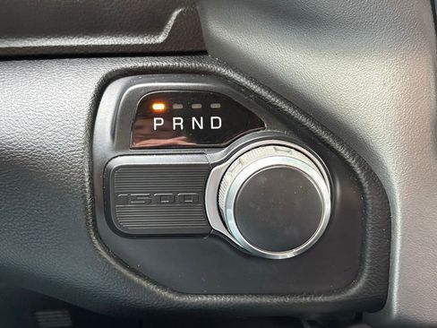 Used 2019 RAM 1500 Big Horn RWD image 10