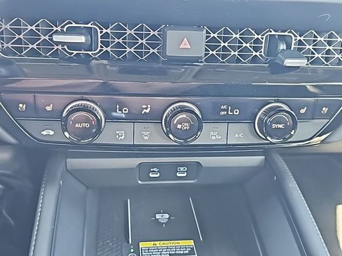 Used 2025 Honda Accord Touring image 19