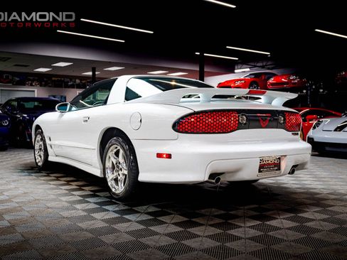 Used 2000 Pontiac Firebird Formula image 2