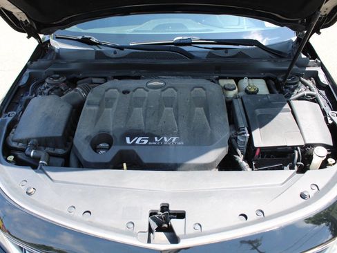 Used 2014 Chevrolet Impala LT w/ Convenience Package FWD image 15
