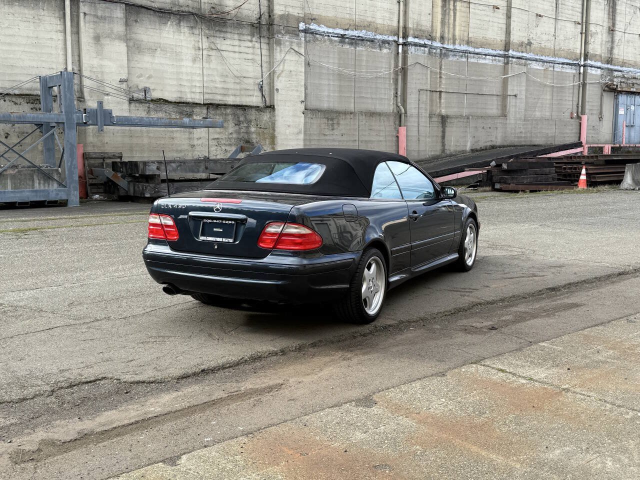 Used 2000 Mercedes-Benz CLK 430 Cabriolet image 9