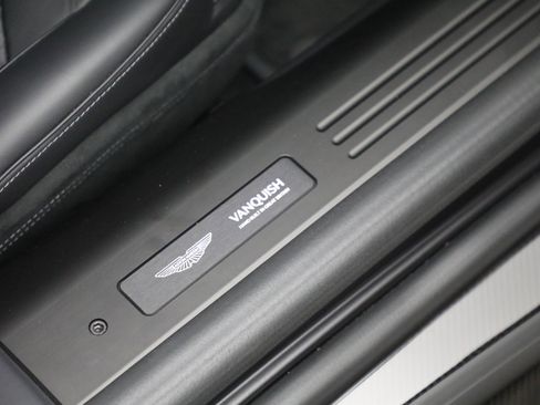 Used 2025 Aston Martin Vanquish image 29