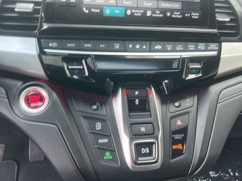 Used 2025 Honda Odyssey Sport-L image 7