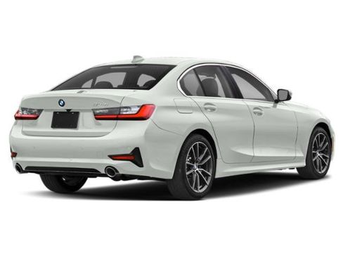 Used 2020 BMW 330i Sedan w/ Driving Assistance Package RWD image 2
