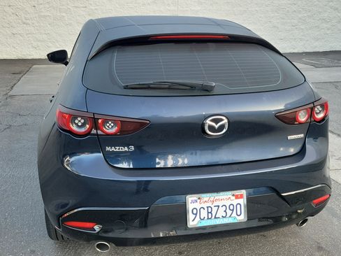 Used 2021 MAZDA MAZDA3 s image 24