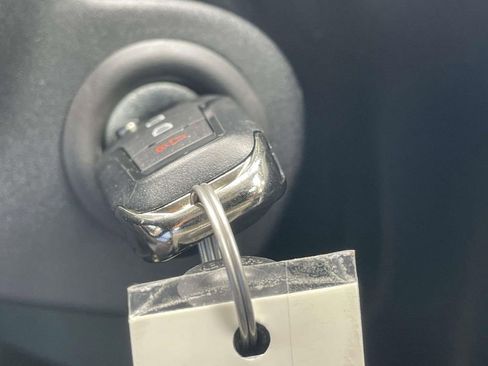 New 2025 Ford Maverick XL image 5